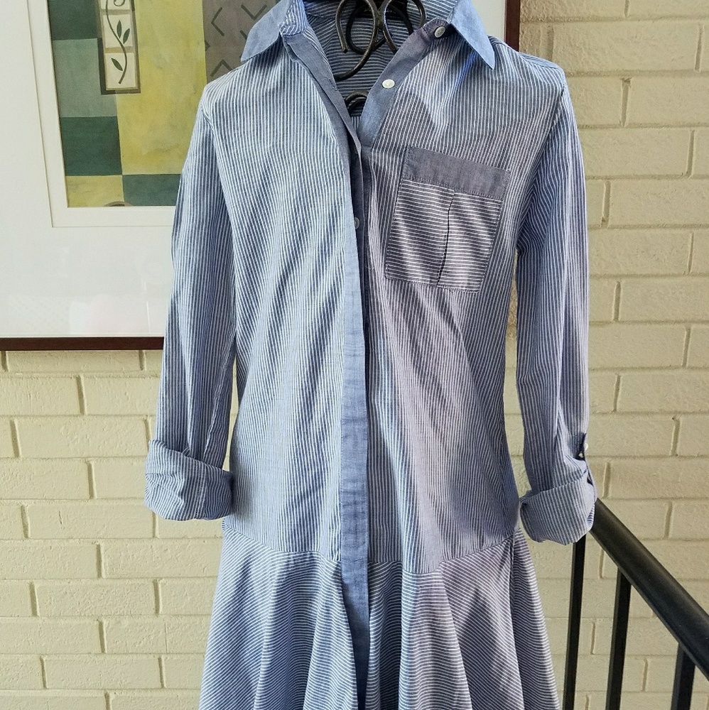 Cute Blue Dress in Chambrey Stripes Size Small